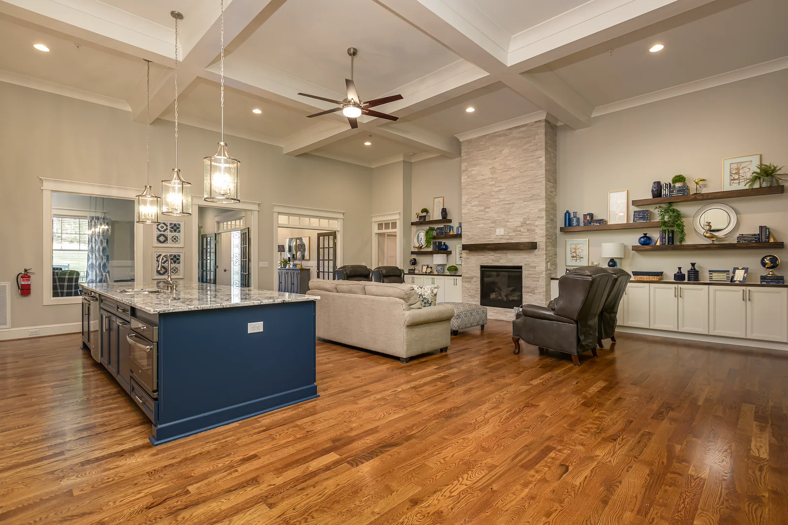 Image of Avendelle on Tryon (5)