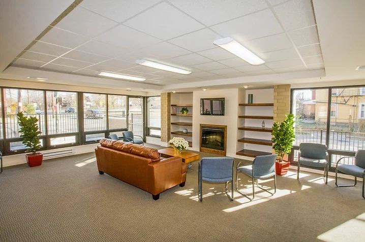 Image of Forest Square Apartments (2)