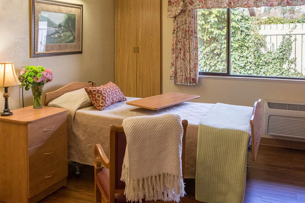 Image of Life Care Center Of Port Orchard (4)