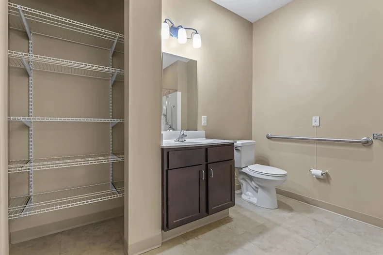 Image of Gateway Senior (9)