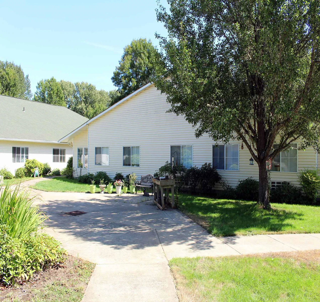 Image of River Park Senior Living (2)