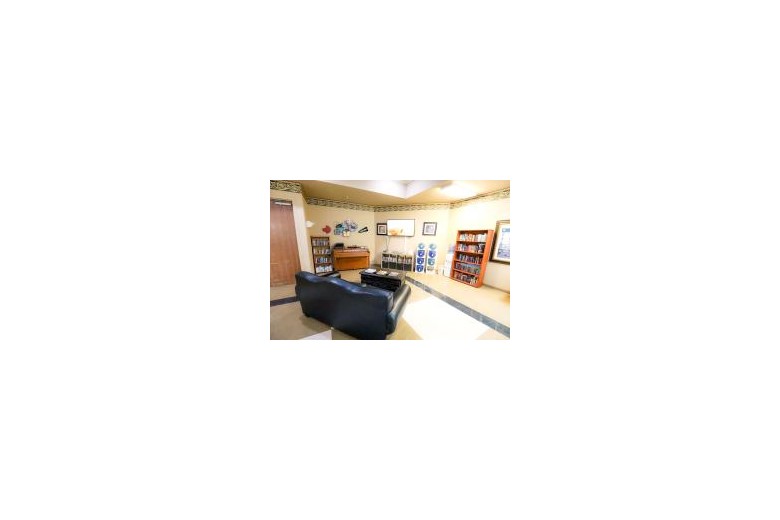 Image of Golden Creek Healthcare & Rehab (6)