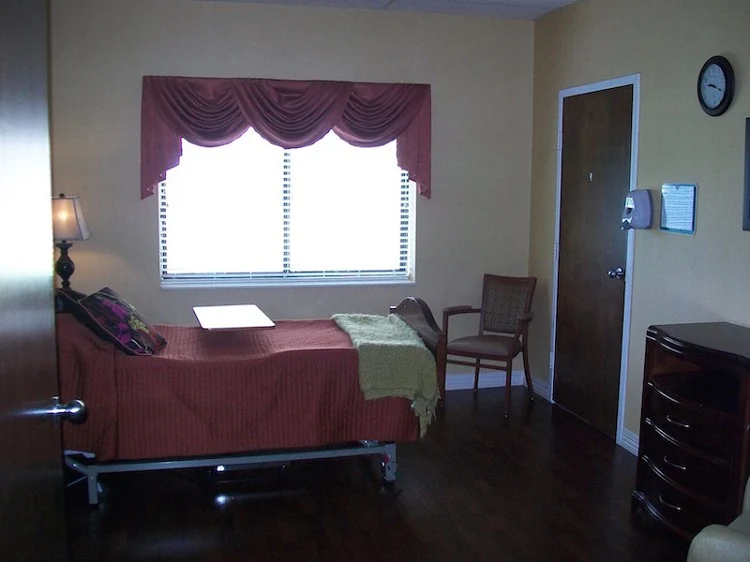 Image of Nhc Healthcare, Scott (5)