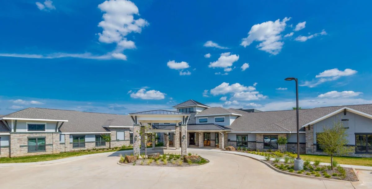 Image of Lynridge of Arlington Assisted Living & Memory Care (1)