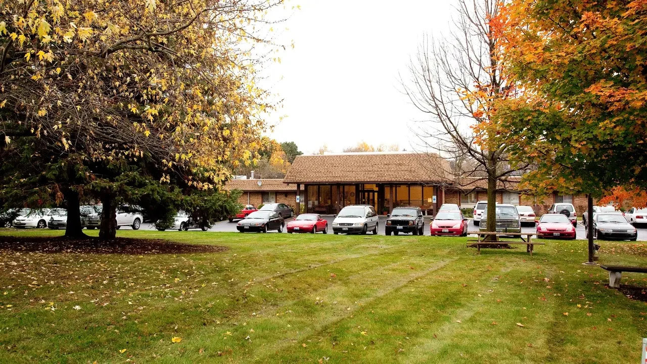 Image of Crystal Pines Rehabilitation & Health Care Center (4)