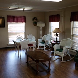Image of Antlers Manor (2)