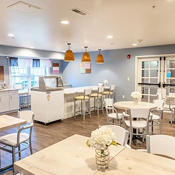 Image of Oak Park Place Dubuque (3)
