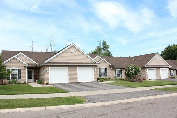 Image of The Village of Oakland Woods (2)