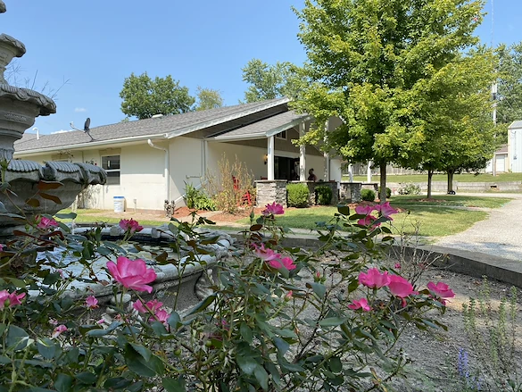 Image of 1019 Belle's Place of Bedford (1)