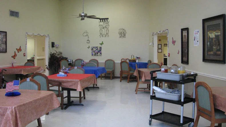 Image of College Street Health Care Center (4)