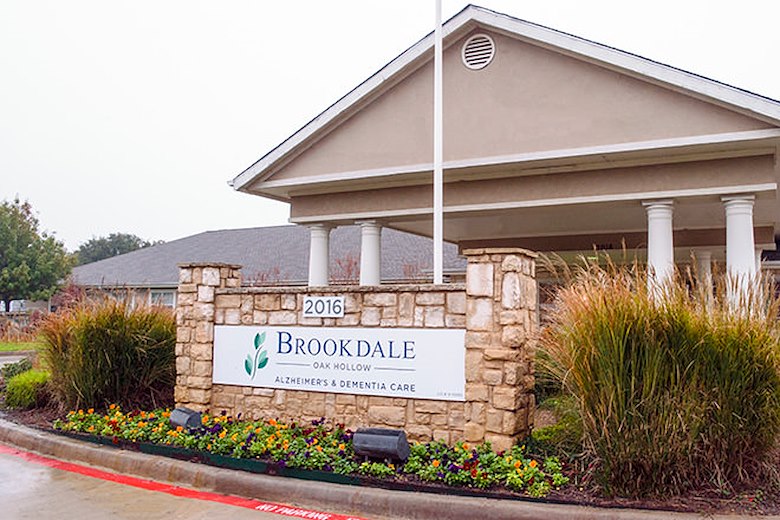 Image of Brookdale Oak Hollow (1)