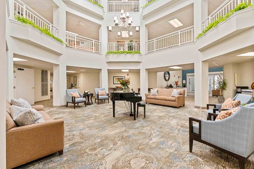 Stone Lodge Gracious Retirement Living Hawthorn Senior independent Living in Bend, Oregon front entrance