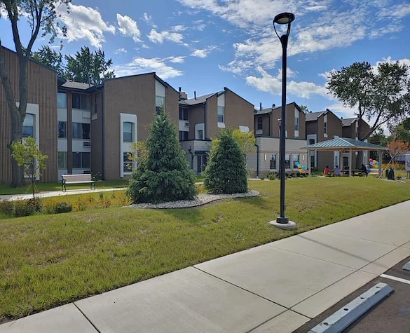 Image of Mount Pleasant Manor (1)