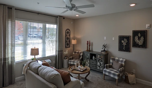 Image of Manor Lake Hamilton Mill (9)