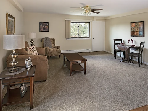 Image of American House East II Senior Living (8)