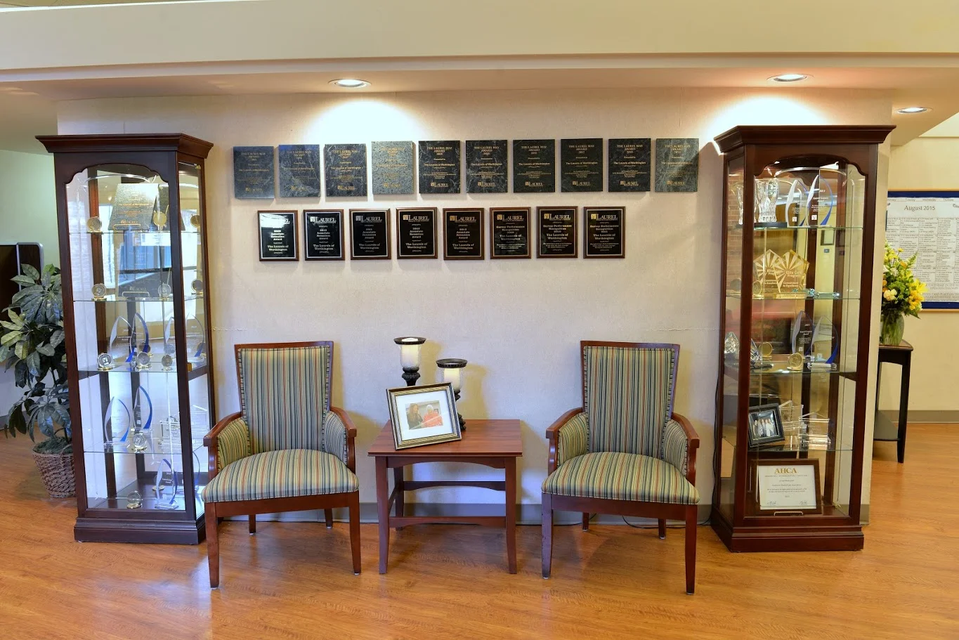 Image of Laurels Of Worthington (4)