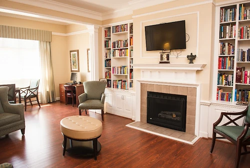 Image of Commonwealth Senior Living at South Boston (2)