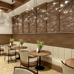 Ovation Heartwood Preserve Senior Living in Omaha, Nebraska dining room