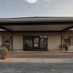 Image of Courtney Manor (1)