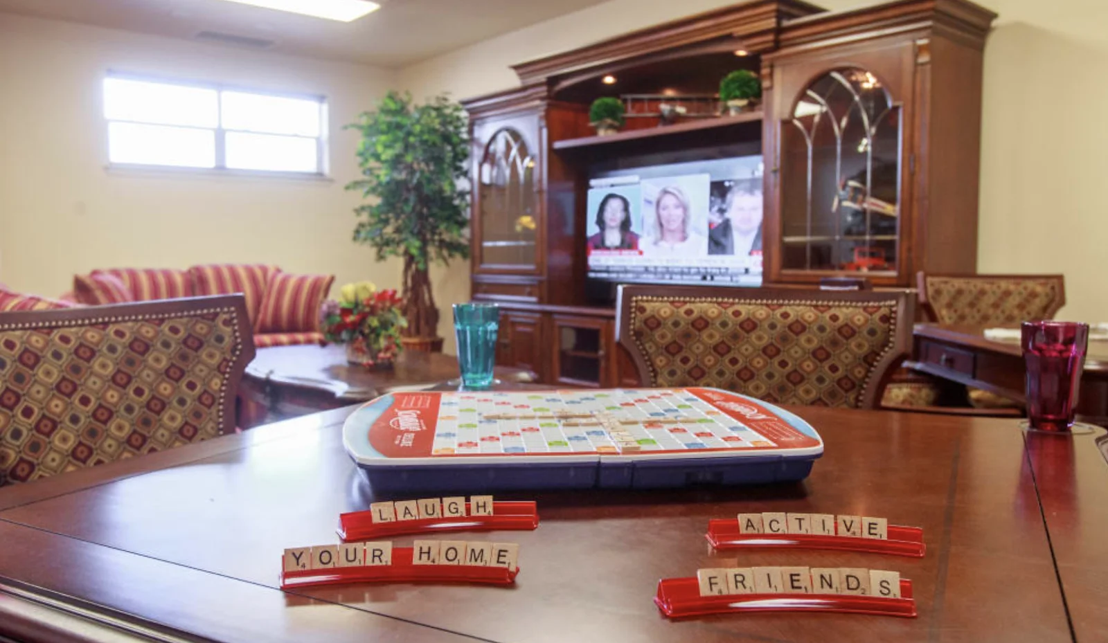 Heatherwood Gracious Retirement Living Hawthorn Senior Independent Living in Tewksbury, Massachusetts living room