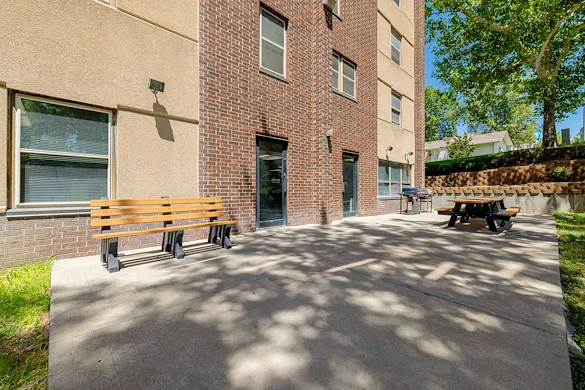 Image of Lawndale Heights Apartments (7)