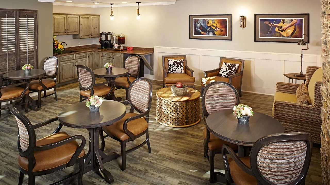 Image of Belmont Village Green Hills (3)