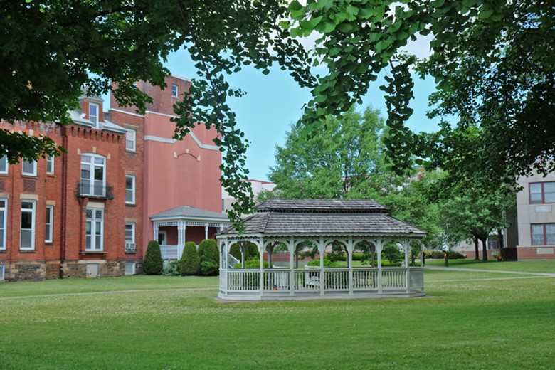 Image of Foltsbrook Center For Nursing & Nursing (2)