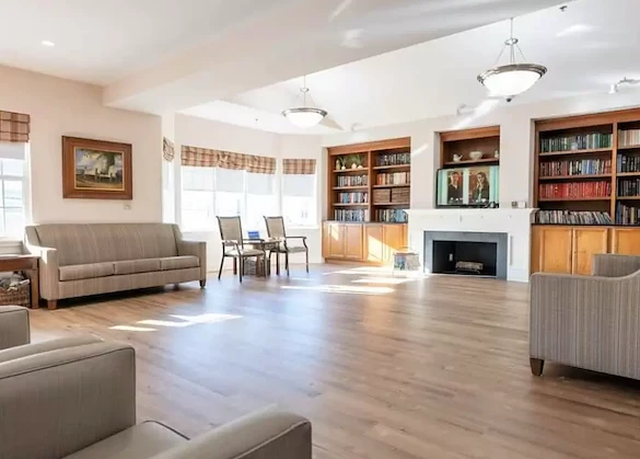 Image of SummerHouse Ashton Manor (3)