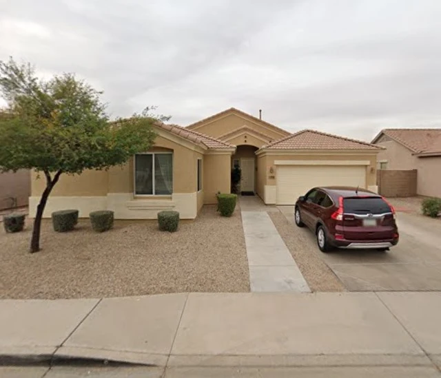 Image of A Paradise for Parents - 164th Lane (1)