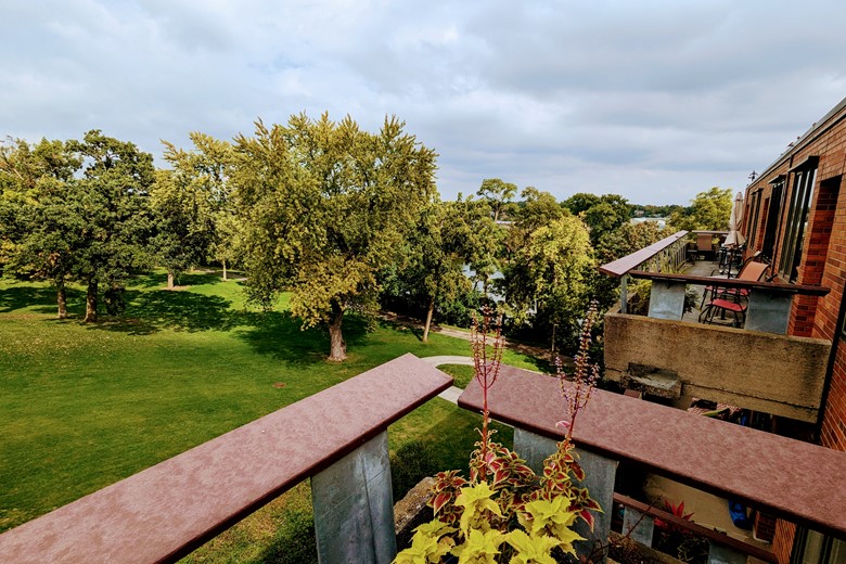 Image of Plum Landing Retirement Community (8)