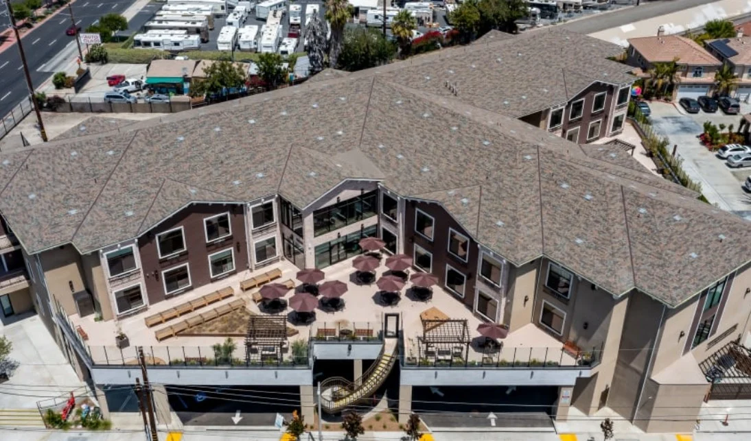 Image of Beach Terrace (2)