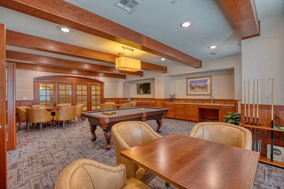 Image of Sylvia at South Broadway (7)