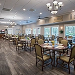 American House Dearborn Heights, senior living community offering independent living and respite care in Dearborn Heights, MI, dining room