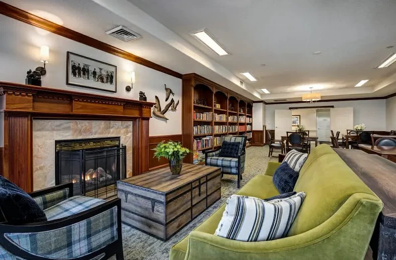 Image of Aegis Living Shoreline (4)