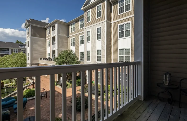 Image of Regency Crest (10)