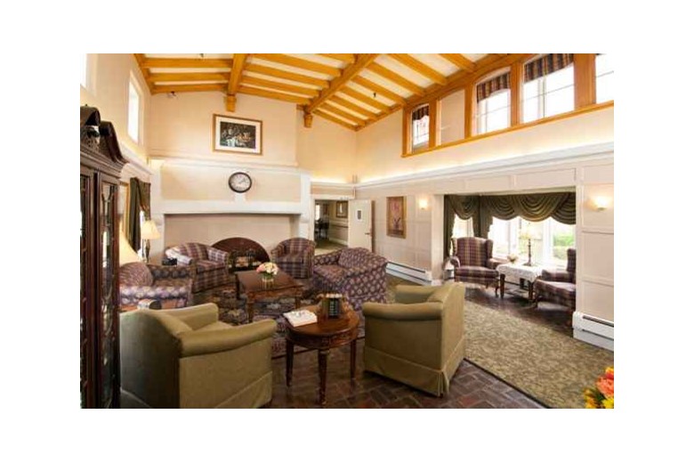 Image of Royal Cape Cod Nursing & Rehabilitation Center (1)