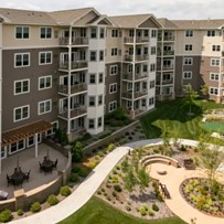 Image of Applewood Pointe of Champlin Cooperative (1)
