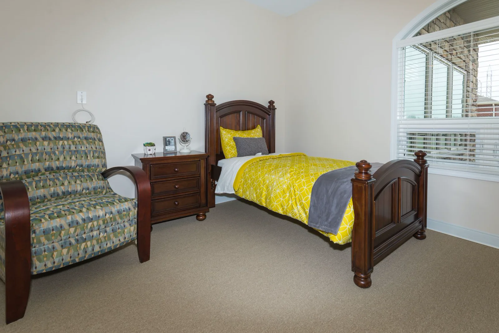 Image of BeeHive Homes of Lafayette (5)