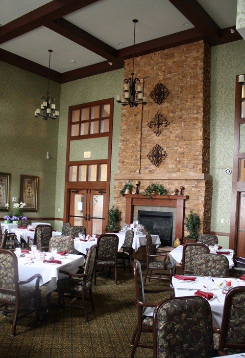Image of Saint Therese at Oxbow Lake Senior Living (8)