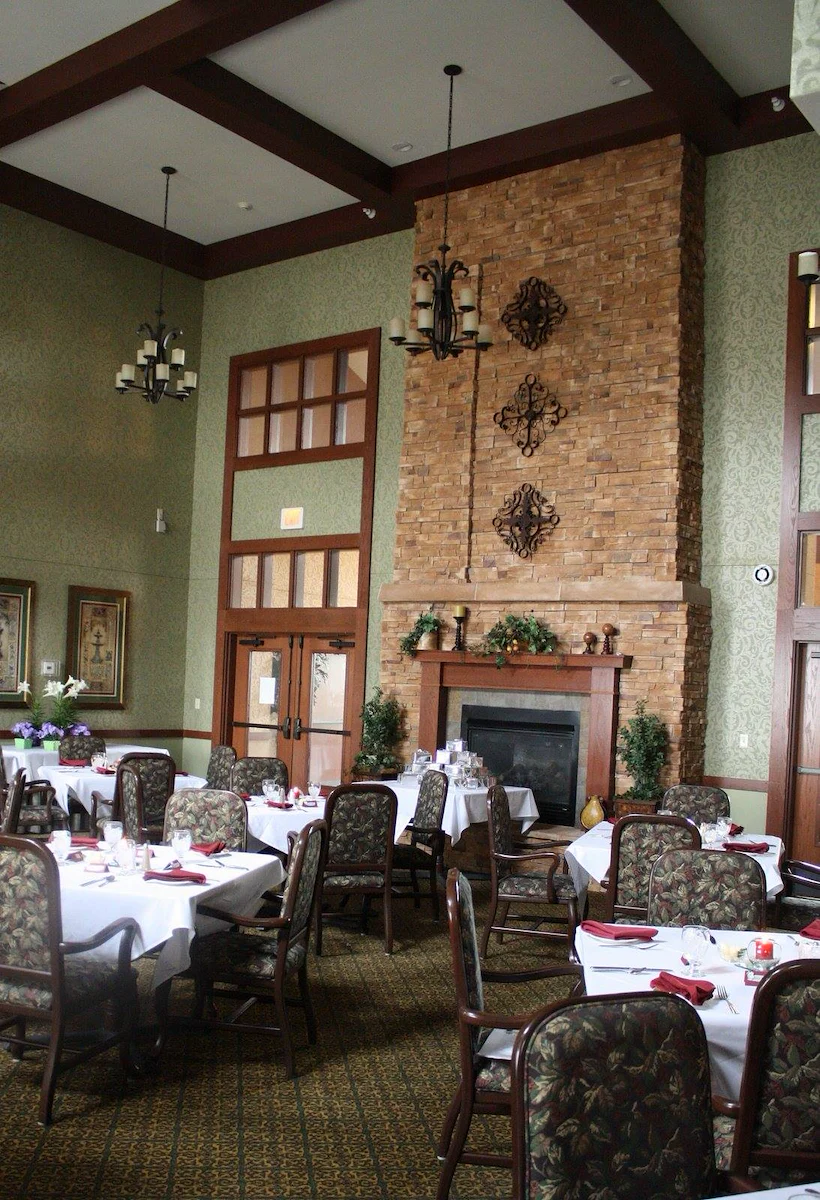 Image of Saint Therese at Oxbow Lake Senior Living (8)