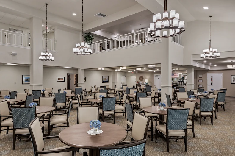 Southern Pines Gracious Retirement Living Hawthorn Senior Independent Living in Southern Pines, North Carolina dining room