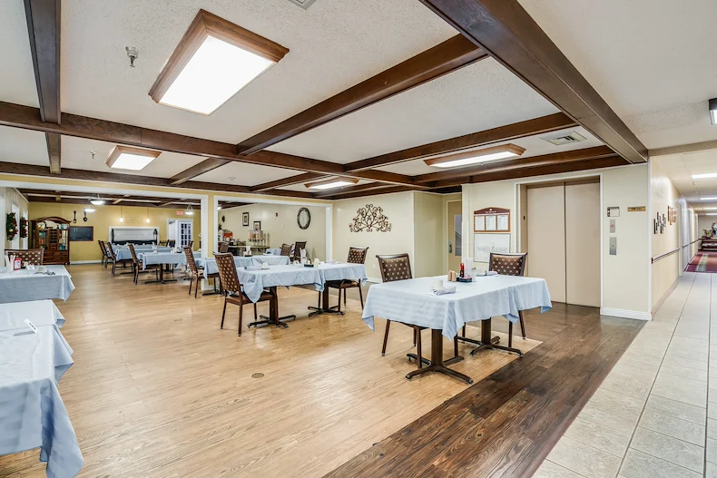 Image of StoneBridge Oak Tree Assisted Living (4)