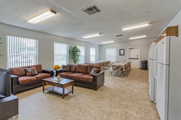 Image of Shafter Senior Manor Apartments (7)