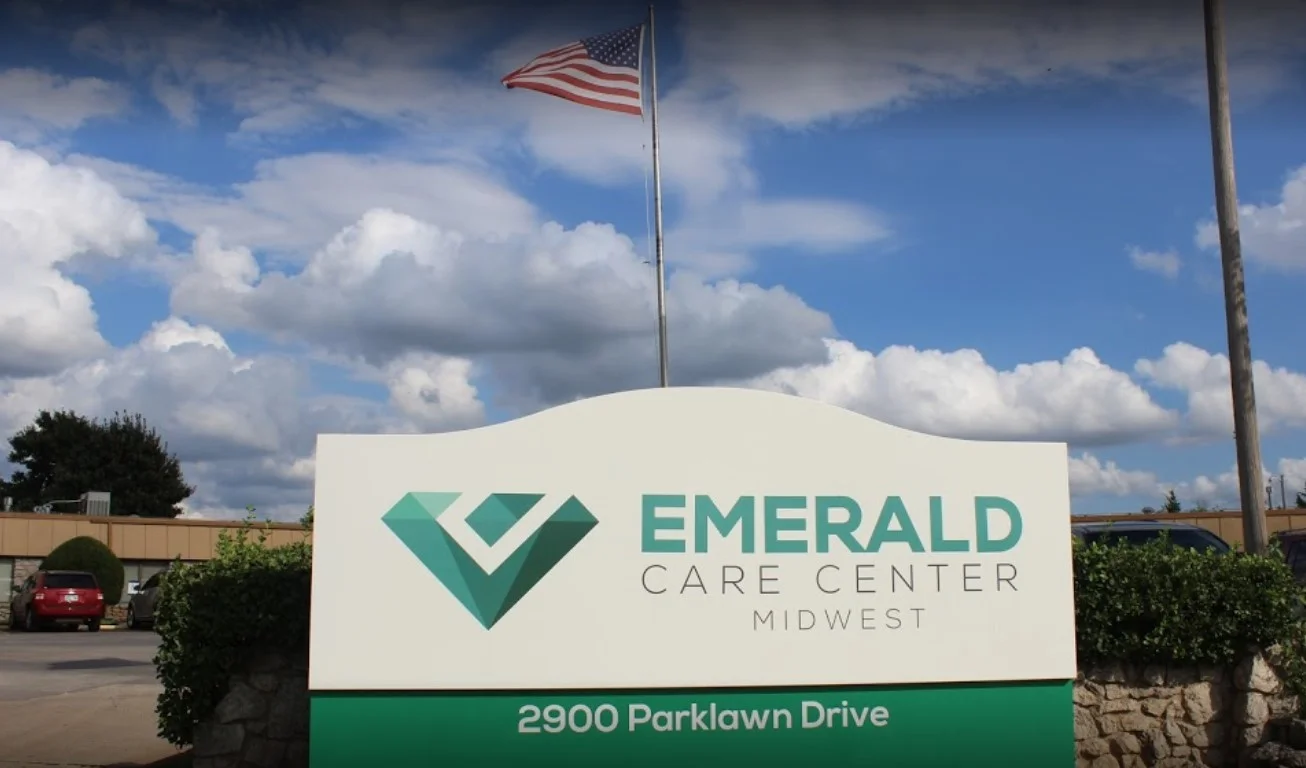 Image of Emerald Care Center Midwest (3)