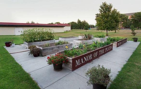 Image of Manor Of The Plains (2)