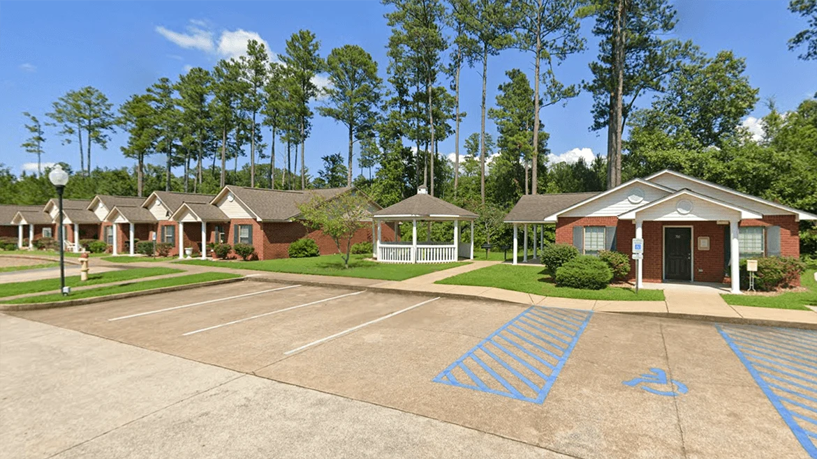 Image of Holly Park (2)