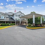 Image of Holiday Essex House (1)