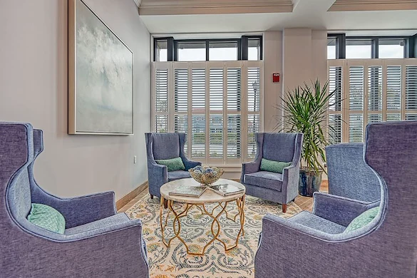 Image of Kempton of Charleston (4)