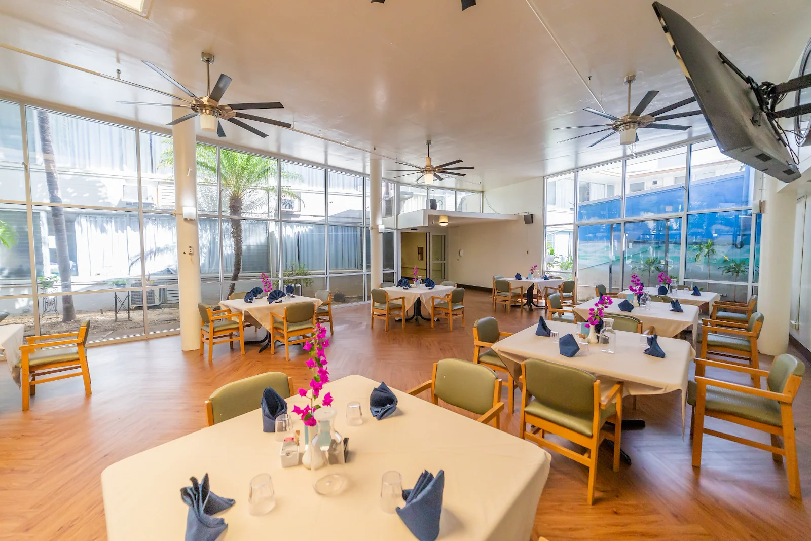 Image of Hale Nani Rehabilitation & Nursing Center (2)