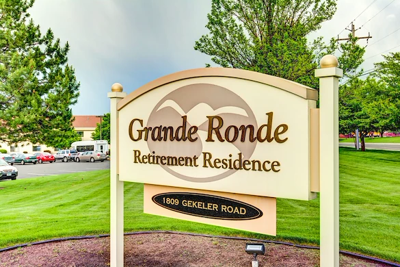 Grande Ronde Retirement Residence senior living community offering independent living, assisted living, and respite care in La Grande, OR, community welcome sign